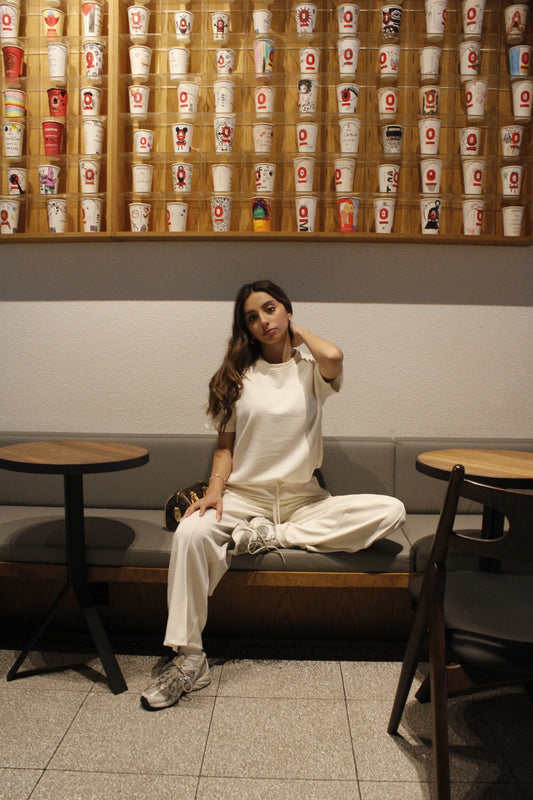 Ekru Renk T-Shirt Pantolon Takım