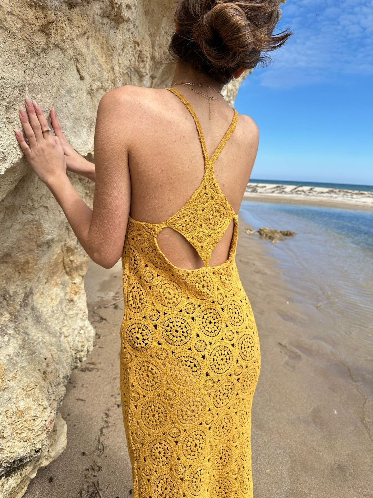 Kroşe Sırtı Özel Tasarım Askılı Elbise