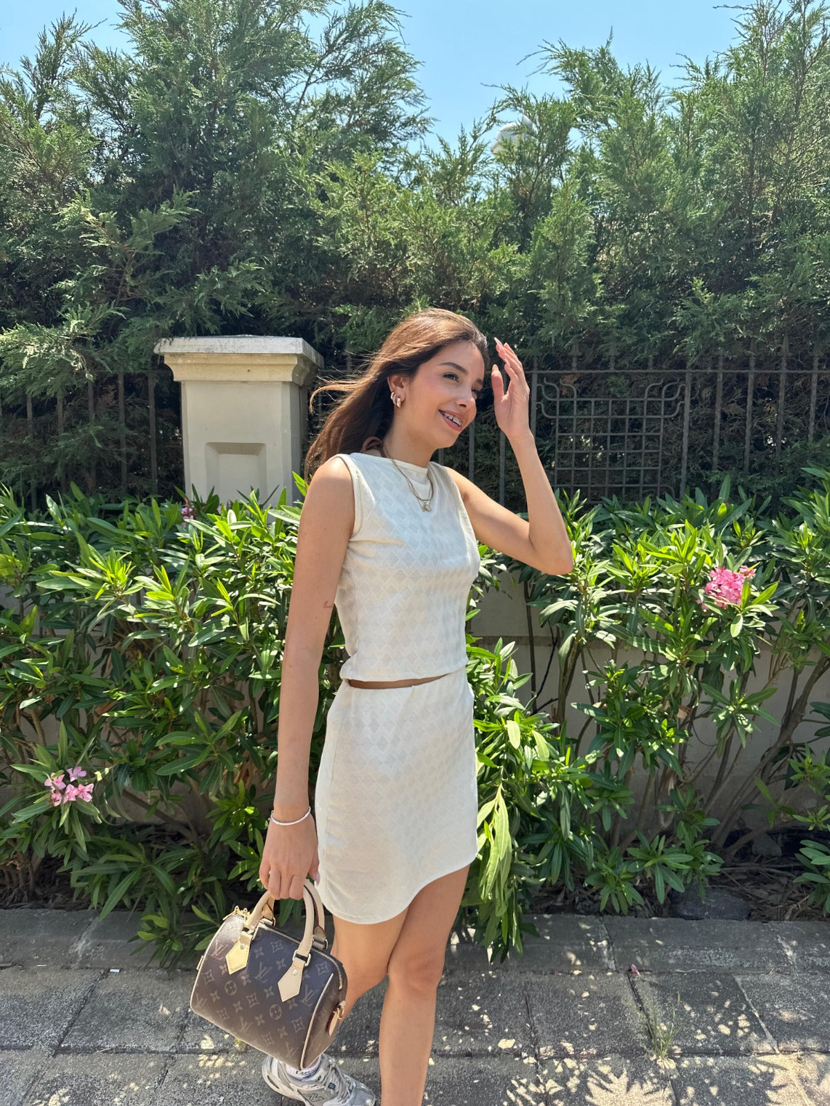 Baklava Desen T-Shırt/Mini Etek Jakarlı Takım